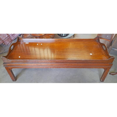 51 - MAHOGANY RECTANGULAR TRAY TOP TABLE ON SQUARE SUPPORTS, 120CM LONG