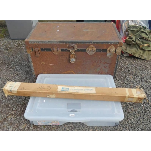 6030 - METAL TRUNK AND PLASTIC STORAGE BOX