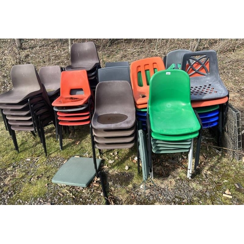 6092 - LARGE SELECTION OF PLASTIC AND OTHER CHAIRS