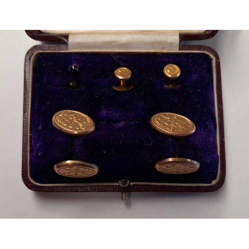 72 - PAIR EARLY 20TH CENTURY 9CT GOLD CUFFLINKS & PAIR STUDS IN FITTED CASE - 4.6 G