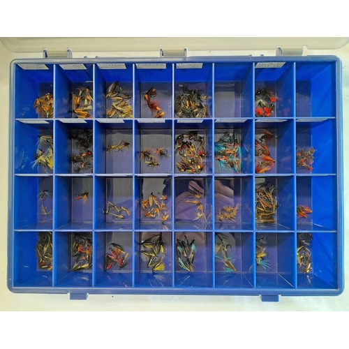 1017 - MULTI SECTIONAL BOX WITH CONTENTS OF VARIOUS FISHING FLIES