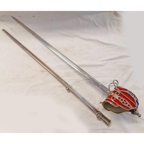 1043 - SCOTTISH NCO'S BASKET HILTED BROAD SWORD WITH 83.5CM LONG DOUBLE FULLERED BLADE, REGULATION PLATED B... 