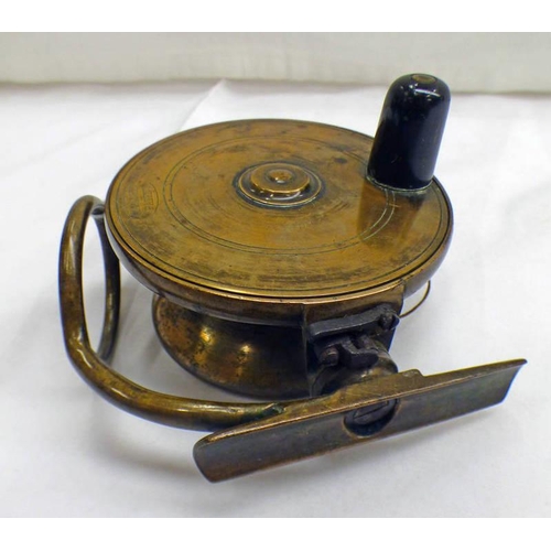 1069 - 3 7/8'' MALLOCH'S PATENT BRASS SIDE-CASTING REEL