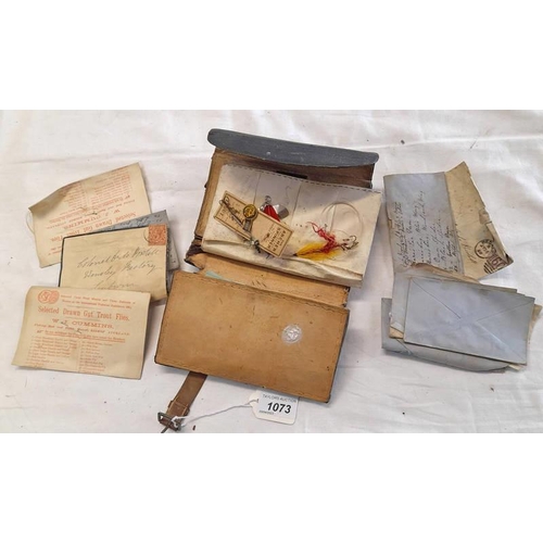 1073 - LATE 19TH CENTURY / EARLY 20TH CENTURY LEATHER FLY WALLET MARKED FOLLETT WENSLEY, WITH CONTENTS TO I... 