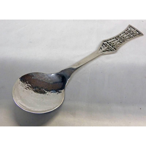 122 - ARTS & CRAFTS SILVER SERVING SPOON WITH HAMMER EFFECT DECORATION & PIERCE WORK HANDLE BY ROUND & SON... 