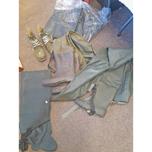 1221 - SIZE 7 BARBOUR WADERS, GAMESMAN SIZE 11 BOOTS, ETC