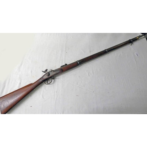 1240 - ENFIELD PERCUSSION THREE BAND SERVICE RIFLE .577 CALIBRE WITH LADDER SIGHTS, ENGRAVED LOCK STAMPED 1... 