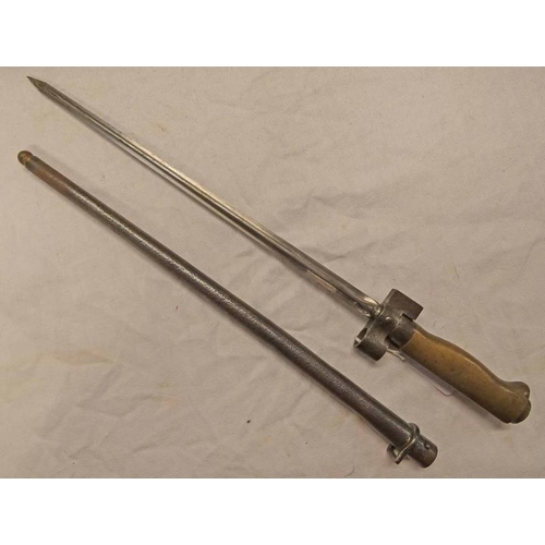 1258 - FRENCH 1886 LEBEL BAYONET WITH ITS 33.7 CM LONG CRUCIFORM BLADE AND ITS STEEL SCABBARD