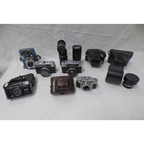 2130 - SELECTION OF VARIOUS CAMERAS & CAMERA LENSES TO INCLUDE BRAUN PAXETTE, RIVAL 35 MM RANGEFINDER WITH ... 