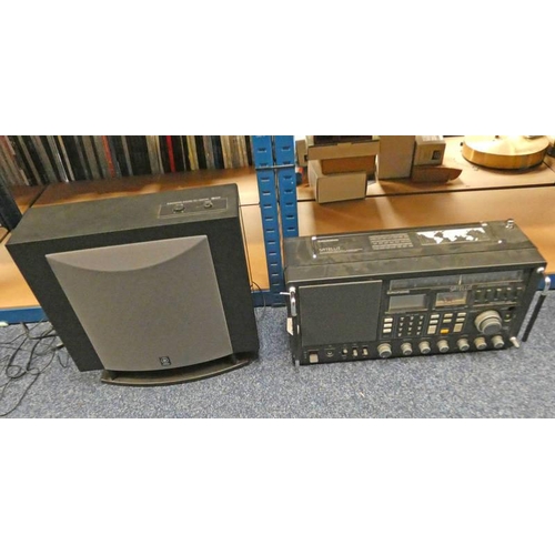 2750 - GRUNDIG SATELLIT PROFESSIONAL 650 RADIO TOGETHER WITH YAMAHA YST-FS100 SUBWOOFER