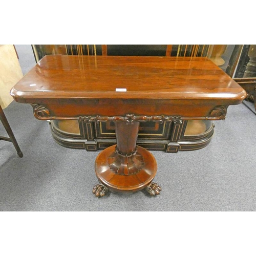 5518 - 19TH CENTURY ROSEWOOD FLIP-TOP TEA TABLE ON CENTRE PEDESTAL WITH 4 PAW FEET, 73CM TALL X 91CM WIDE