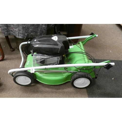 6107 - VIKING MB 248 T PETROL LAWNMOWER