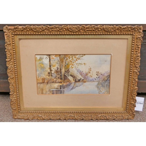 1039A - GILT FRAMED WATERCOLOUR OF A RIVER SCENE, SIGNED C.S.S, 17 X 30 CM