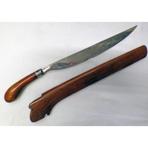 1299 - INDONESIAN BADEK WITH SINGLE EDGED CURVED BLADE - 33 CM WITH WOOD PISTOL GRIP AND TWO PIECE WOODEN S... 