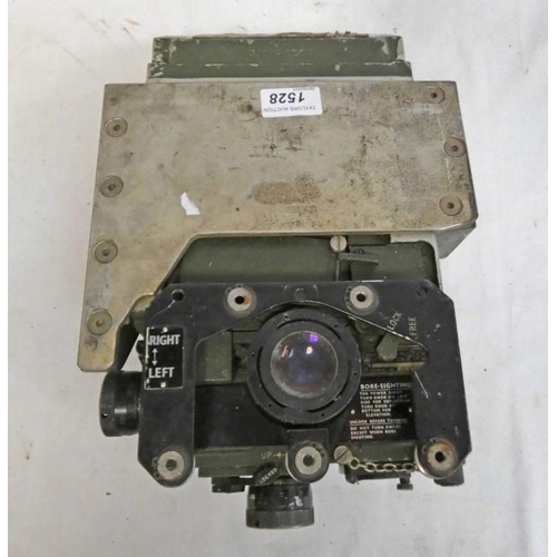 1528 - ARMOURED VEHICLE PERISCOPE SIGHT NO.56 MK1