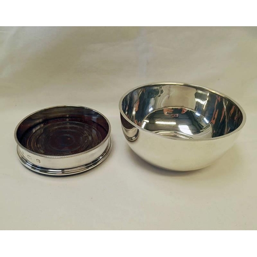 27 - MODERN SILVER & MAHOGANY WINE COASTER BIRMINGHAM 1990 & SILVER BOWL, LONDON 2002 - 100 G