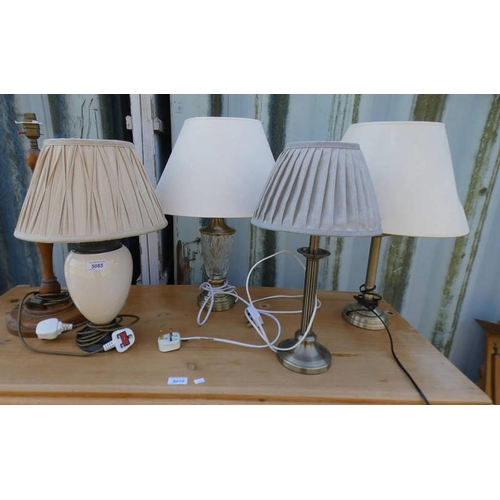 5085 - LAURA ASHLEY METAL & PORCELAIN TABLE LAMP, MAHOGANY TABLE LAMP & 3 OTHER LAMPS