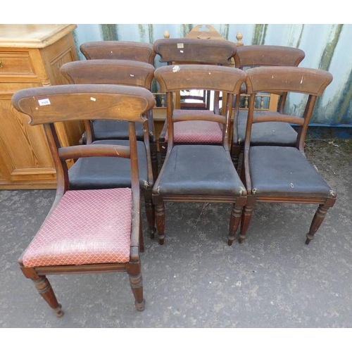 5109 - 7 19TH CENTURY MAHOGANY DINING CHAIRS ON TURNED SUPPORTS.