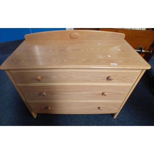 5153 - STAG 3 DRAWER CHEST