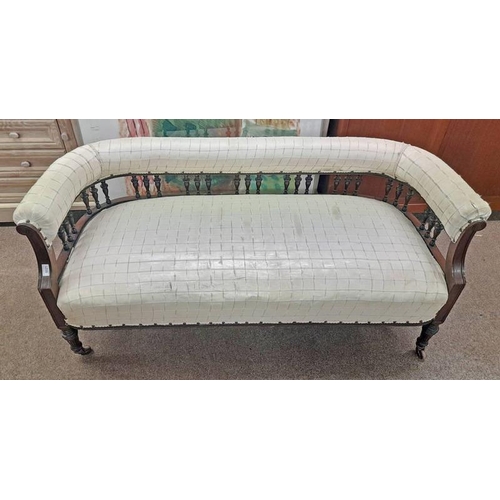 5173 - 19TH CENTURY STYLE MAHOGANY FRAMED SETTEE ON REEDED SUPPORTS