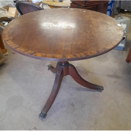 5176 - EARLY 20TH CENTURY INLAID MAHOGANY FLIP-TOP CIRCULAR BREAKFAST TABLE ON CENTRE PEDESTAL WITH 3 SPREA... 