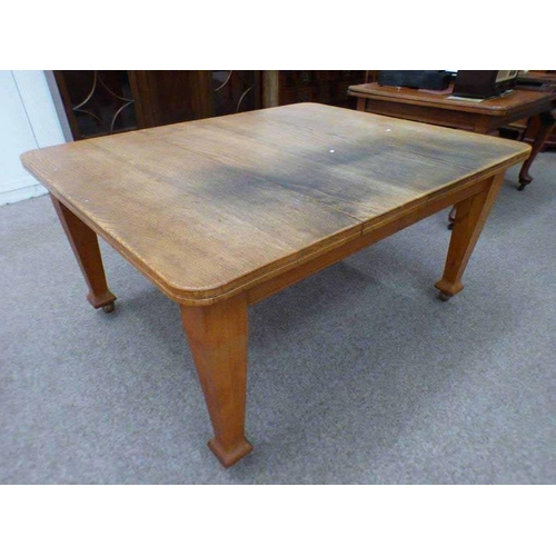 5178 - LATE 19TH CENTURY OAK DINING TABLE ON SQUARE TAPERED SUPPORTS