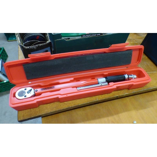 6032 - TENGTOOLS 1292AG-EP 40-210NM TORQUE WRENCH IN FITTED CASE