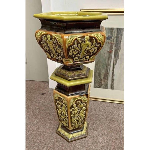 3067 - DOULTON LAMBETH GREEN & BROWN JARDINIERE ON STAND - 91 CM TALL