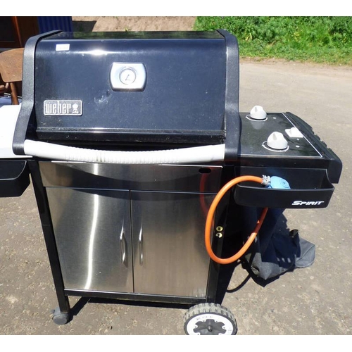 6068 - WEBER GAS BBQ WITH COVER