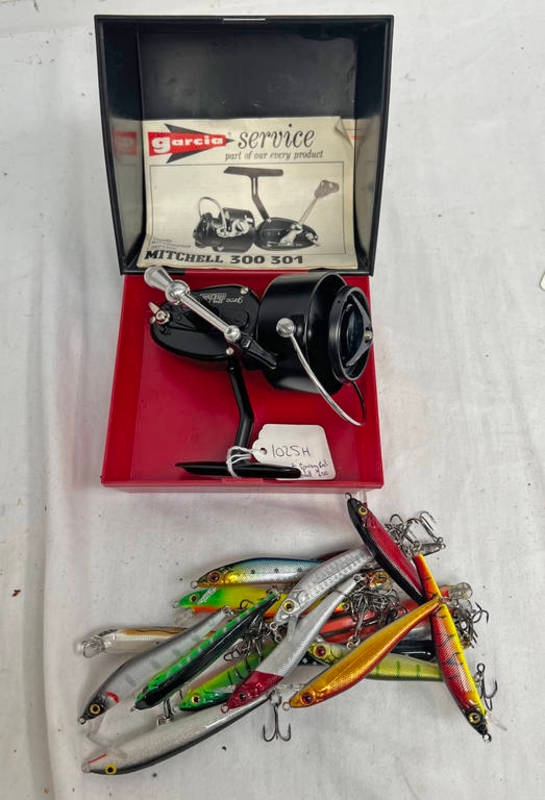 1 RAPALLA LURE & 17 RAPALLA STYLE LURES & A MITCHELL 300 SPINNING REEL