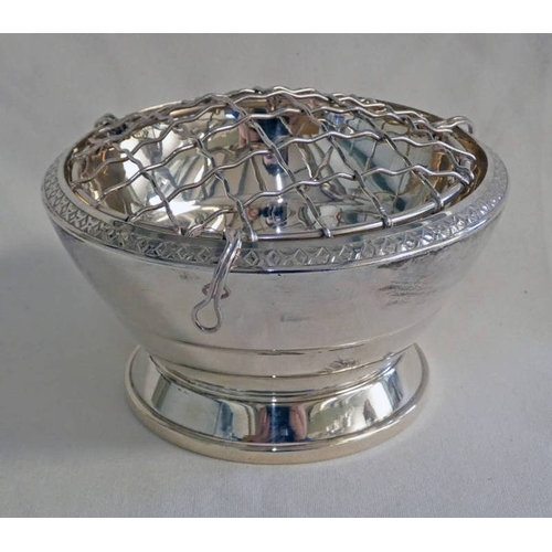 120 - SMALL SILVER ROSE BOWL, BIRMINGHAM 1967 - 9.5CM DIAMETER, 80G