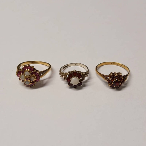 121 - 3 X 9CT GARNET CLUSTER RINGS - 7G