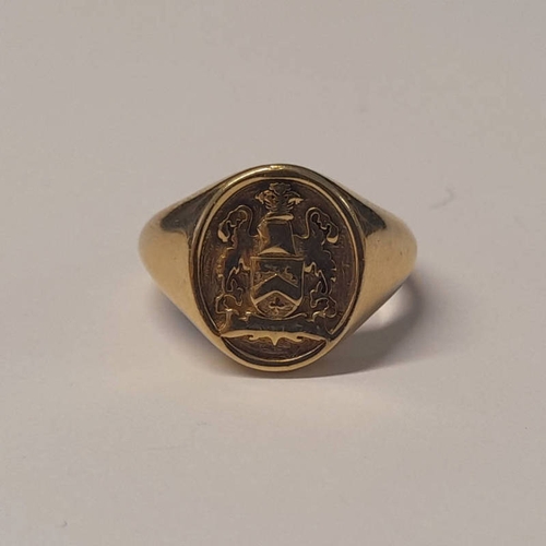 122 - 9CT GOLD CRESTED SIGNET RING - 8.5G, RING SIZE M