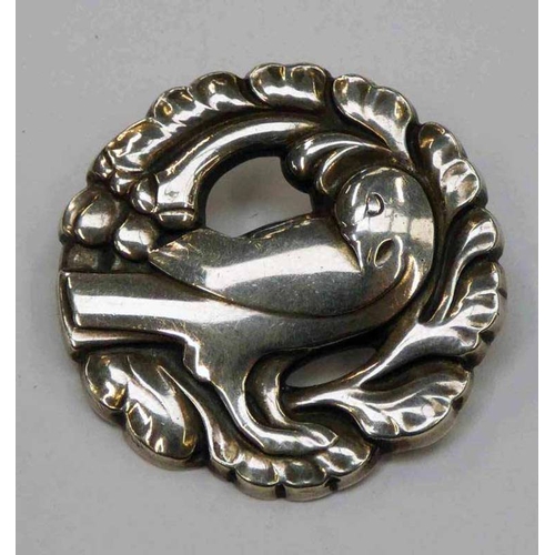 125 - GEORG JENSEN DANISH 925 STERLING SILVER DOVE BROOCH WITH LONDON - DATED LETTER RUBBED, NO 134