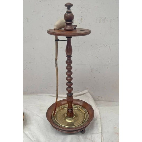 1592 - LATE 19TH OR EARLY 20TH CENTURY TURNED MAHOGANY CLAY PIPE STAND WITH WORKED BRASS ASHTRAY TO BASE & ... 