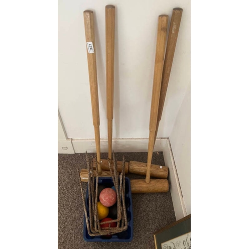 1632 - 4 CROQUET MALLETS WITH ACCESSORIES