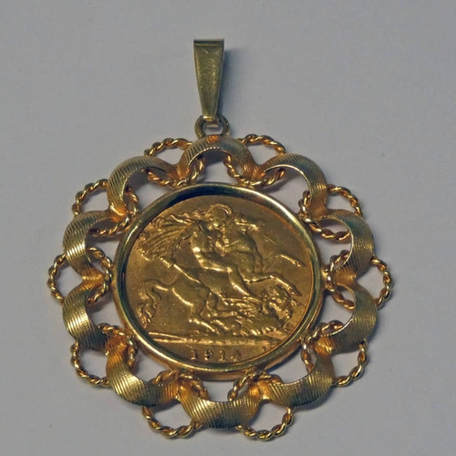 207 - 9CT GOLD MOUNTED 1914 HALF SOVEREIGN PENDANT - 6.3G