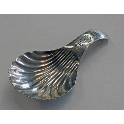 220 - GEORGE IV SILVER CADDY SPOON WITH ENGRAVED DECORATION & SHELL BOWL BY JOSEPH TAYLOR, BIRMINGHAM 1826