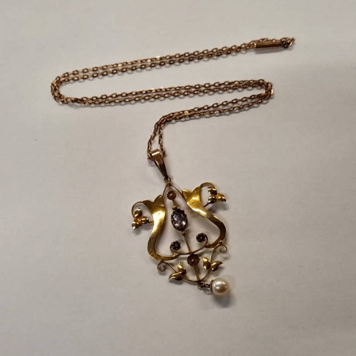 222 - EARLY 20TH CENTURY 9CT GOLD PEARL & AMETHYST SET PENDANT ON A GOLD CHAIN - 5.3G