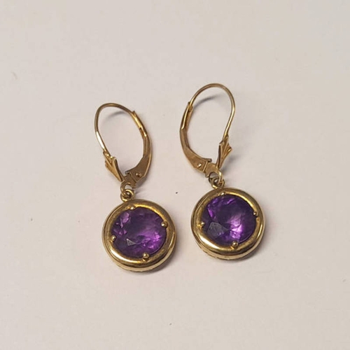 242 - PAIR OF 9CT GOLD AMETHYST EARRINGS - 2.8G