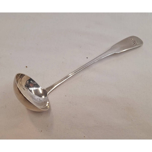 320 - SCOTTISH PROVINCIAL SILVER FIDDLE PATTERN TODDY LADLE BY JOHN URQUHART OF PERTH, EDINBURGH 1822