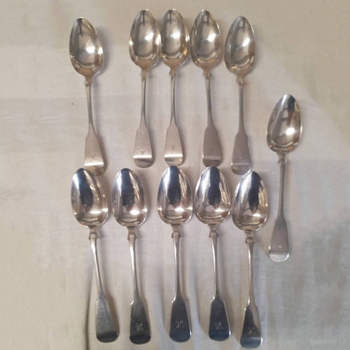 329 - SET OF 11 SCOTTISH PROVINCIAL SILVER TABLE SPOONS BY ALEXANDER CAMERON, DUNDEE, CIRCA 1820 - 785 G