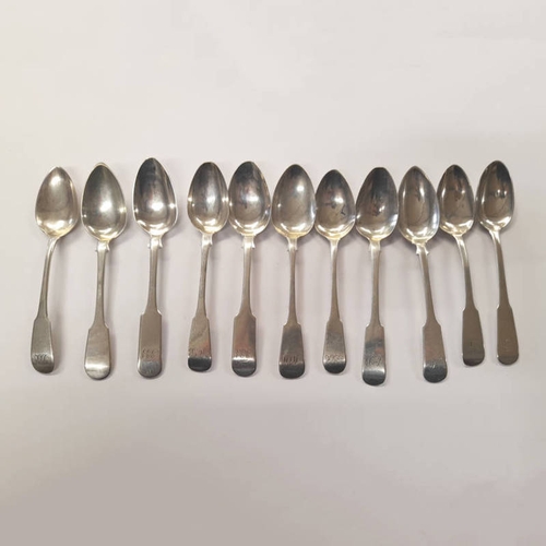 351 - 11 VARIOUS SCOTTISH PROVINCIAL SILVER TEASPOONS BY ALEXANDER CAMERON, DUNDEE - 175 G