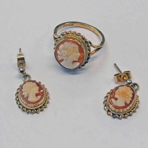 369 - 9CT GOLD CAMEO SET RING & PAIR OF MATCHING EARRINGS - 5.8G