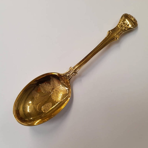 374 - VICTORIAN SILVER - GILT SERVING SPOON, THE BOWL ENGRAVED WITH STRAWBERRIES BY LIAS & WAKELY, LONDON ... 