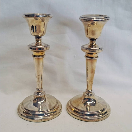 376 - PAIR SILVER CANDLESTICKS ON CIRCULAR BASES, BIRMINGHAM 169 -14 CM TALL