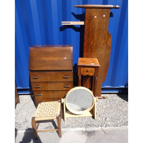 5021 - 20TH CENTURY BUREAU WITH FALL FRONT & 4 DRAWERS, MAHOGANY LAMP TABLE WITH SINGLE LABELLED THE PEIR T... 