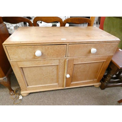 5026 - PINE CHEST OF DRAWERS WITH 2 DRAWERS OVER 2 PANEL DOORS.  LENGTH 100 CMS