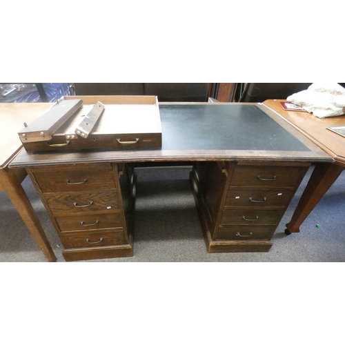 5471 - 20TH CENTURY OAK TWIN PEDESTAL DESK WITH LEATHER INSET TOP & 2 STACKS OF 4 DRAWERS 153CM LONG