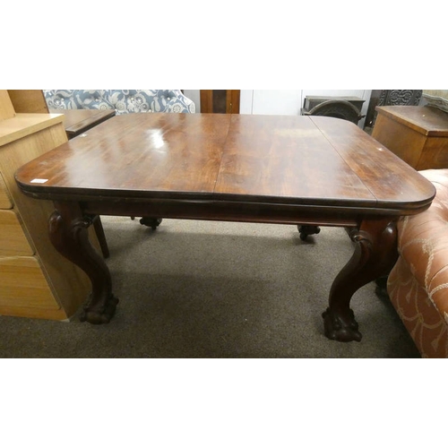 5554 - 19TH CENTURY MAHOGANY EXTENDING DINING TABLE WITH EXTRA LEAF ON BALL AND CLAW SUPPORTS - LENGTH 152 ... 